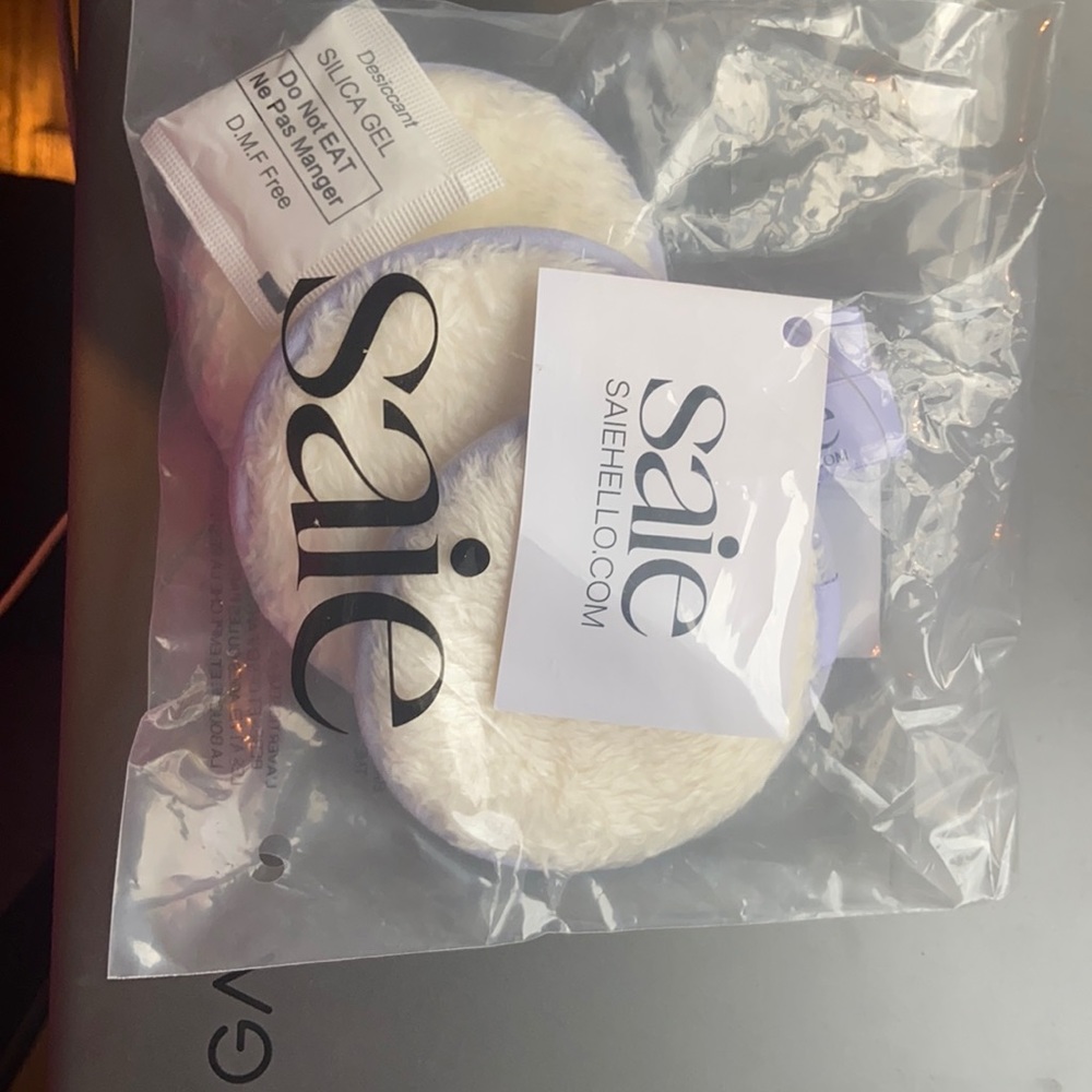 Saie reuasable makeup puffs